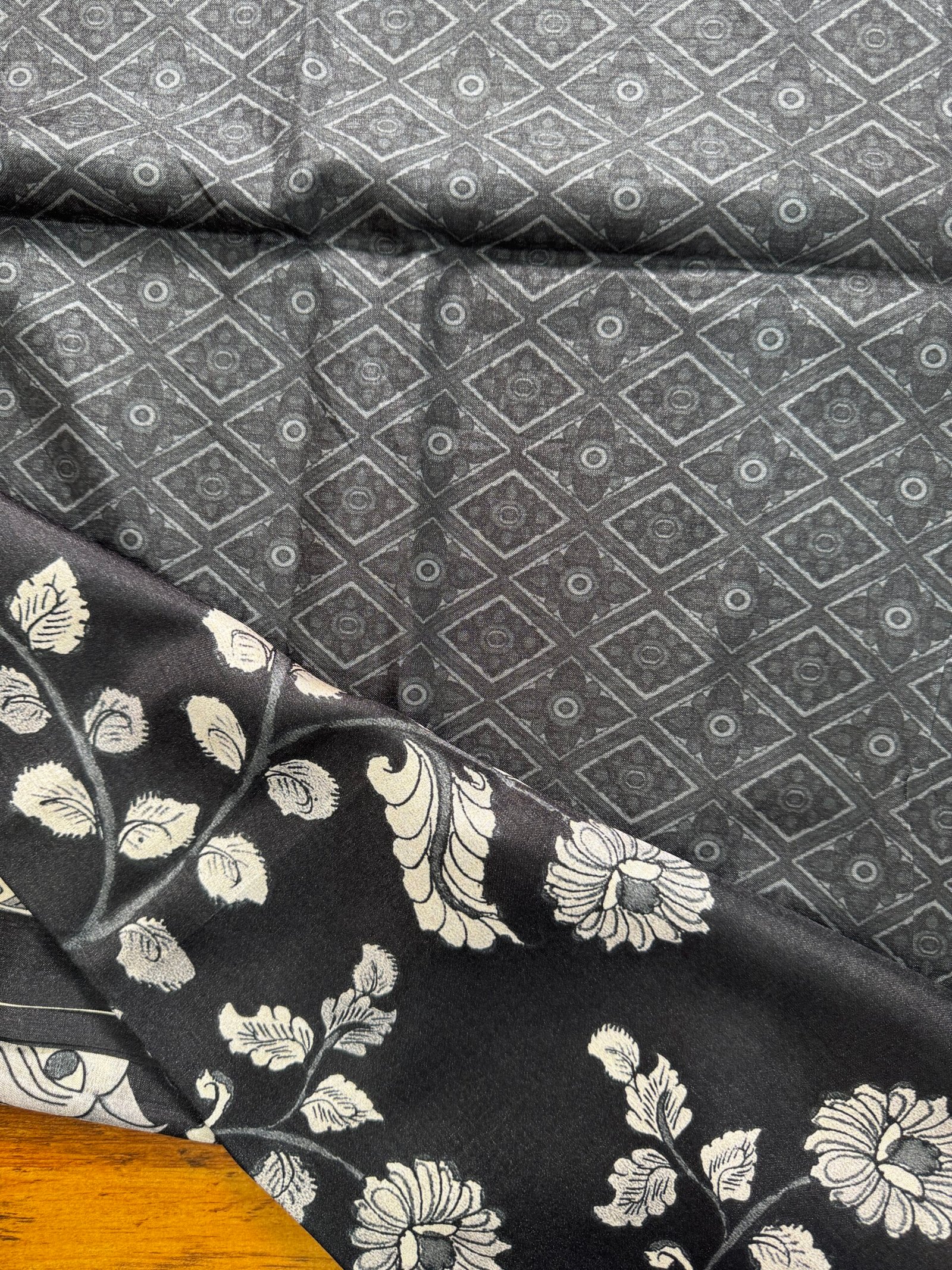 Black current saree3_Blouse