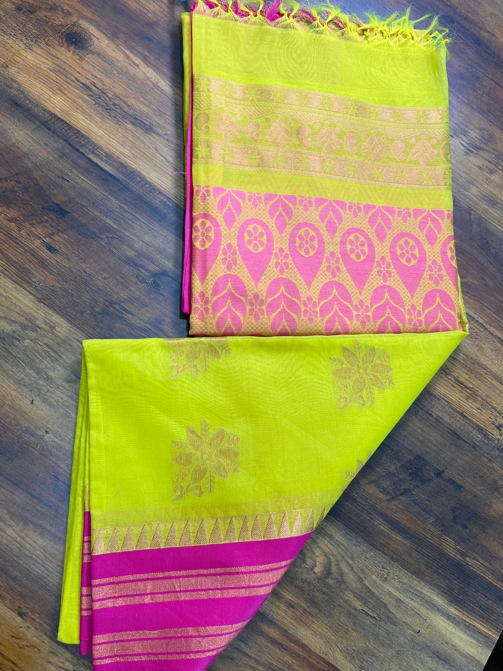 Kora Cotton Simple Saree