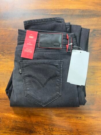 Levis Jean