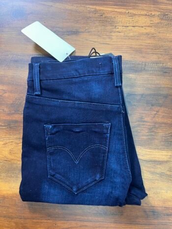 Levis Jean